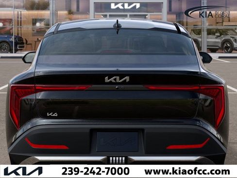 New 2025 Kia K4 LXS image 13