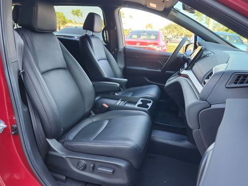 Certified 2024 Honda Odyssey Sport image 19