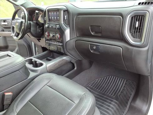 Used 2020 Chevrolet Silverado 2500 LTZ w/ LTZ Convenience Package AWD/4WD image 16