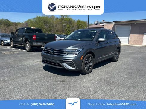 Used 2024 Volkswagen Tiguan Wolfsburg Edition image 1