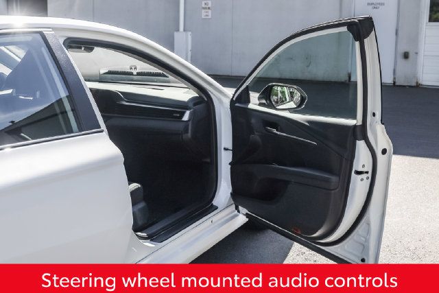 Used 2025 Toyota Camry LE FWD image 18