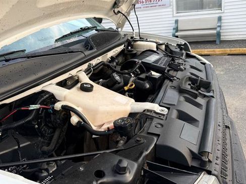 Used 2019 Chevrolet Express 3500 LS RWD image 39