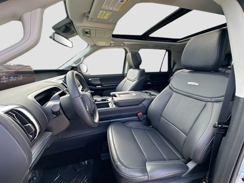 New 2026 Ford Expedition Platinum w/ Driver's Package AWD/4WD image 15