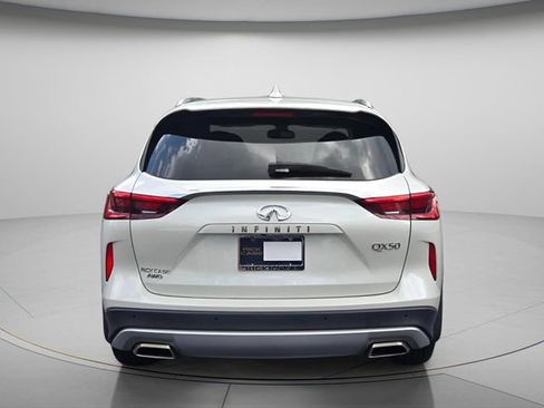 Used 2021 INFINITI QX50 Luxe AWD/4WD image 6