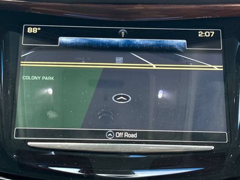 Used 2018 Cadillac Escalade 2WD image 19