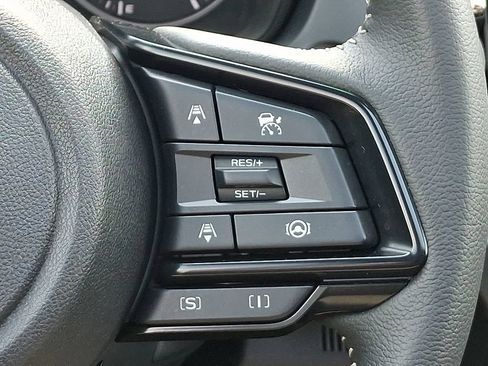 Certified 2025 Subaru Forester Premium AWD/4WD image 23