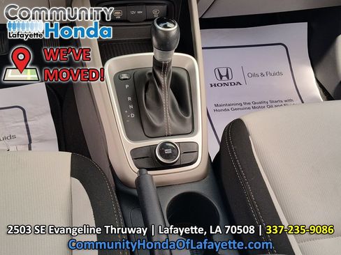 Used 2023 Hyundai Venue SEL FWD image 27
