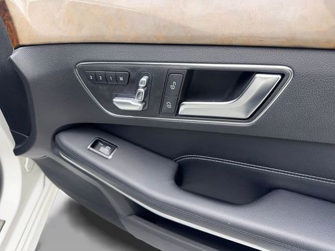 Used 2014 Mercedes-Benz E 350 Sedan image 47