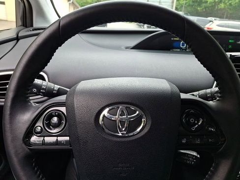 Used 2019 Toyota Prius XLE w/ Advanced Technology Package AWD/4WD image 20
