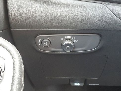 Certified 2024 Buick Encore GX Sport Touring image 17