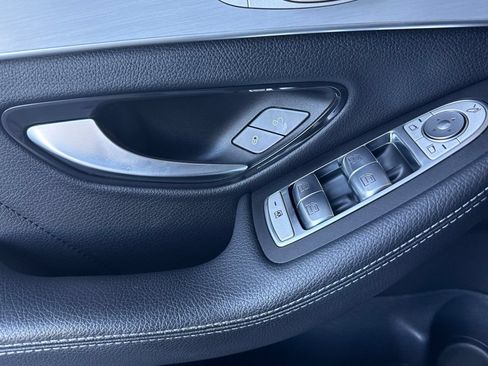 Used 2021 Mercedes-Benz C 300 Sedan image 8