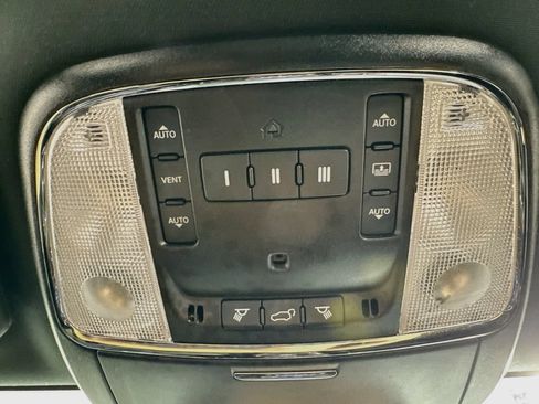 Used 2021 Jeep Grand Cherokee High Altitude AWD/4WD image 23