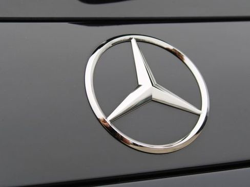 Used 2023 Mercedes-Benz GLC 300 image 6