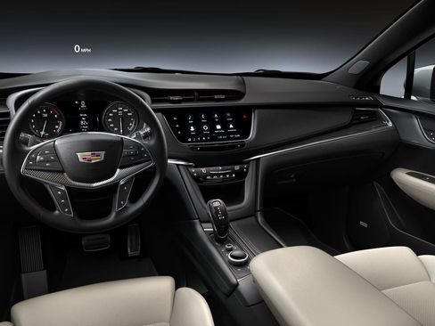 New 2026 Cadillac XT5 Sportv w/ LPO, Floor Liner Package AWD/4WD image 32