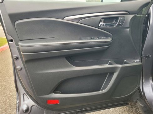 Used 2022 Honda Pilot EX-L image 18