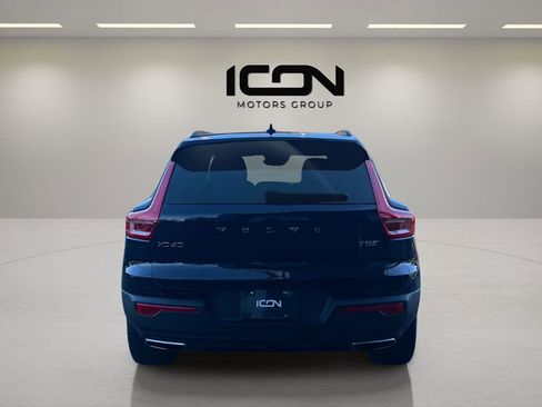 Used 2020 Volvo XC40 T5 R-Design image 7