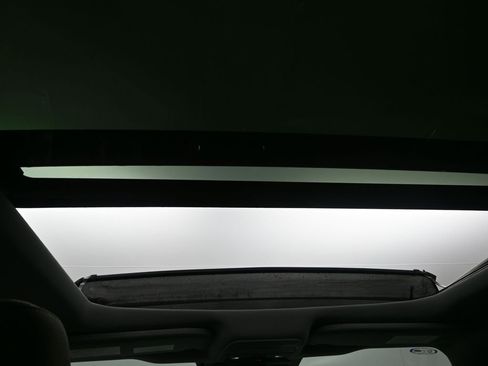 Used 2023 Ford F150 XLT w/ Equipment Group 302A High image 17