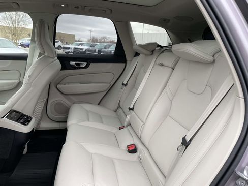 New 2026 Volvo XC60 B5 Ultra w/ Protection Package Premier image 4