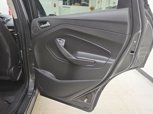 Used 2017 Ford Escape Titanium w/ Equipment Group 301A AWD/4WD image 16