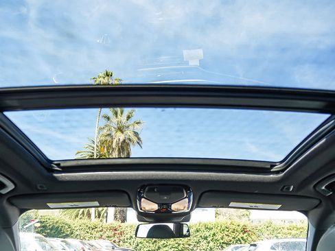 New 2026 BMW X5 sDrive40i w/ M Sport Package image 18