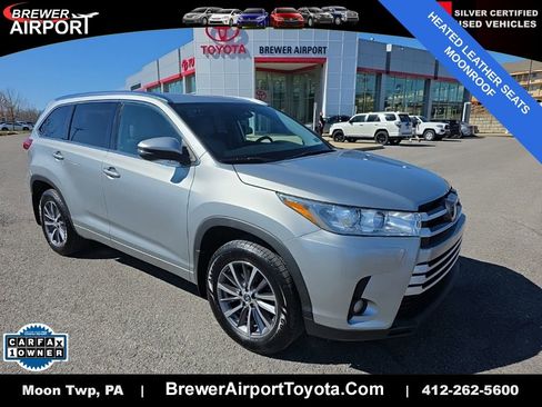 Certified 2018 Toyota Highlander XLE w/ Carpet Mat Package (TMS) image 1