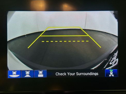 Used 2020 Honda CR-V Touring image 23