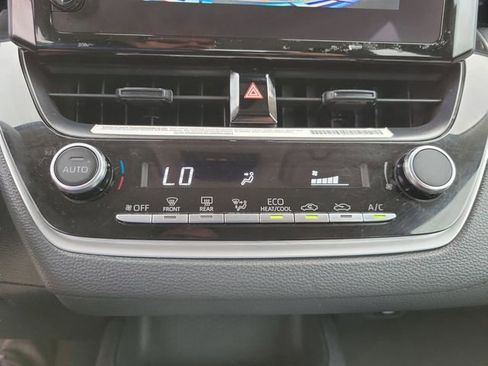 Used 2024 Toyota Corolla LE FWD image 23
