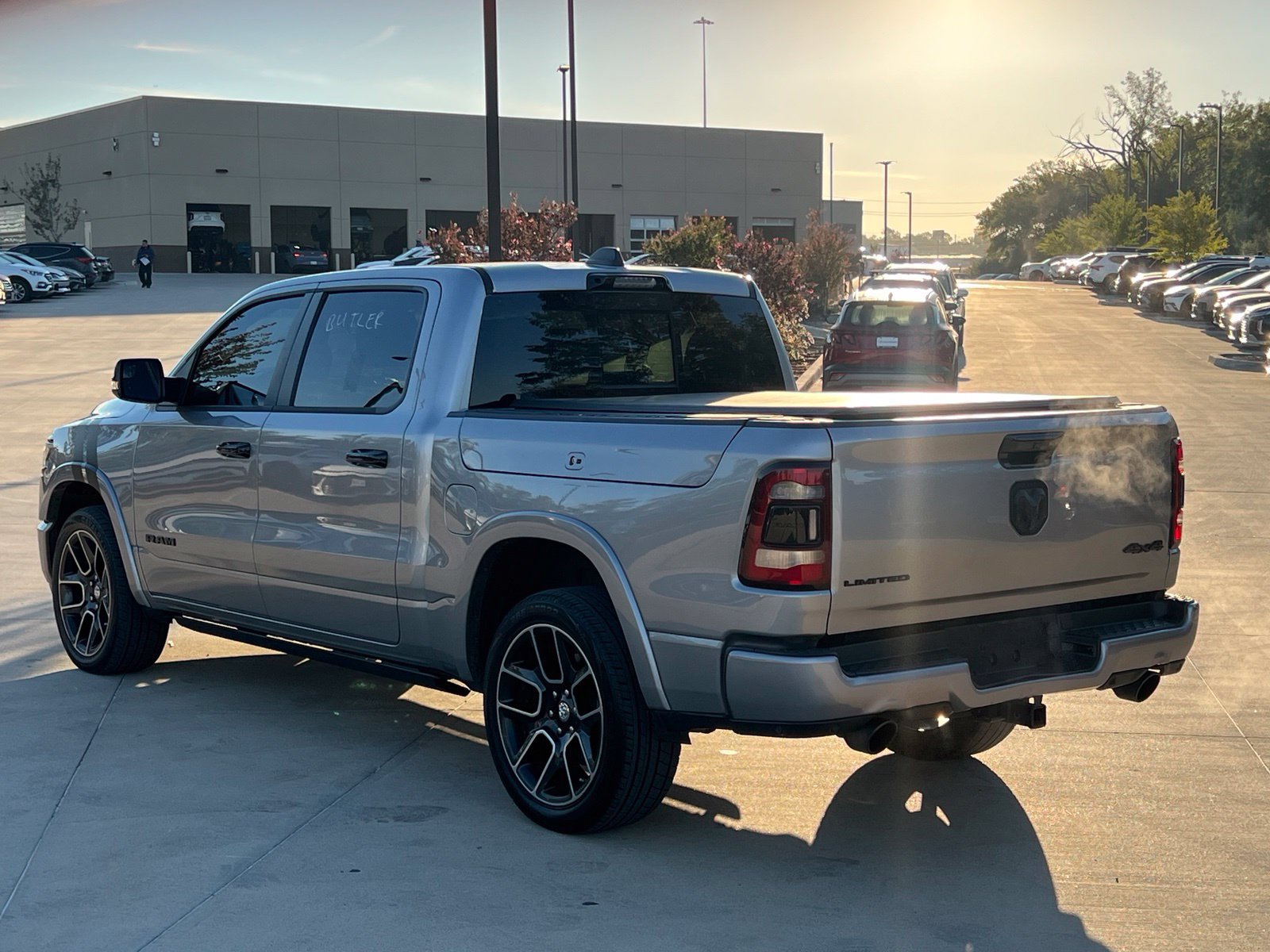 Used 2023 RAM 1500 Limited AWD/4WD image 9