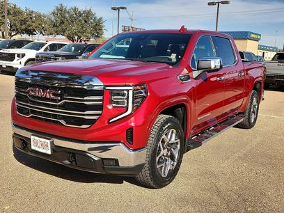 New 2026 GMC Sierra 1500 SLT w/ SLT Convenience Package