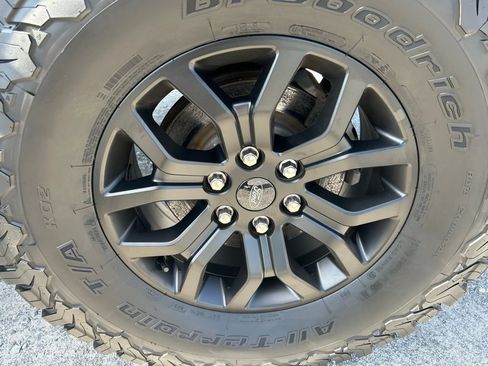 Used 2023 Ford F150 Tremor w/ Equipment Group 402A High image 5