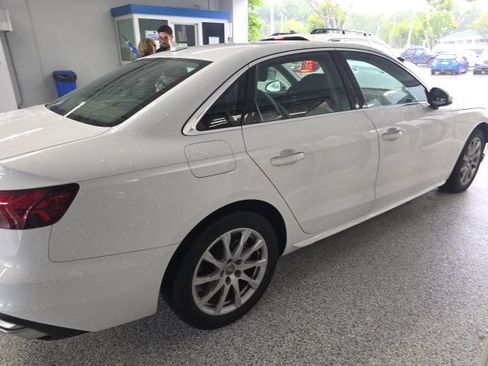 Used 2020 Audi A4 2.0T Premium w/ Convenience Package FWD image 4