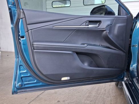 Used 2026 Toyota Camry XSE w/ Premium Package FWD image 16