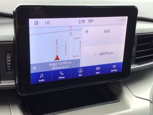 Used 2022 Ford Explorer XLT w/ Equipment Group 202A image 26