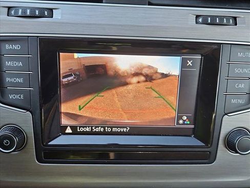 Used 2015 Volkswagen Golf TDI S image 14