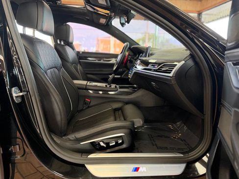 Used 2016 BMW 750i xDrive AWD/4WD image 24