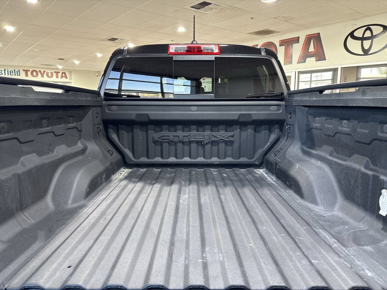 Used 2023 GMC Canyon AT4X w/ Edition 1 AWD/4WD image 25