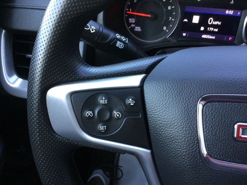 Used 2022 GMC Terrain SLE w/ Driver Convenience Package AWD/4WD image 16