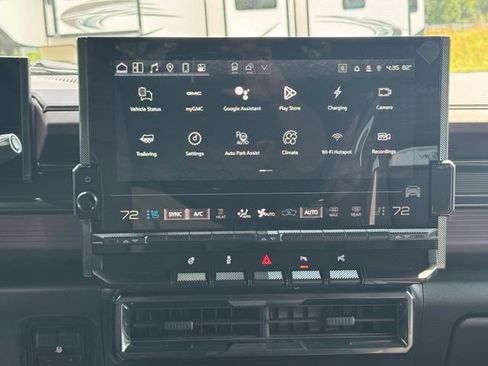 New 2026 GMC Hummer EV SUV AWD/4WD image 17