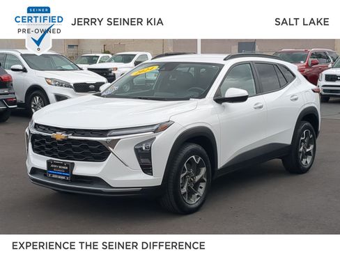Used 2024 Chevrolet Trax LT w/ Driver Confidence Package FWD image 1