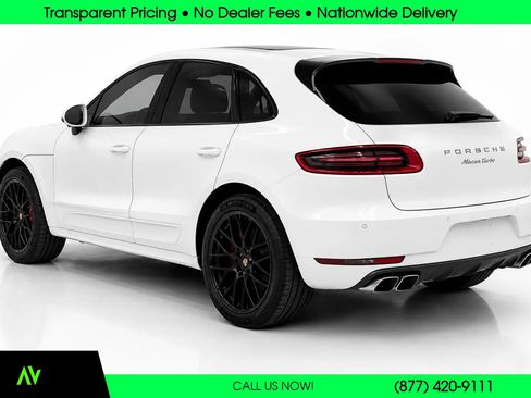 Used 2018 Porsche Macan Turbo AWD/4WD image 4
