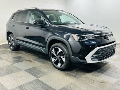 Certified 2025 Volkswagen Taos SE