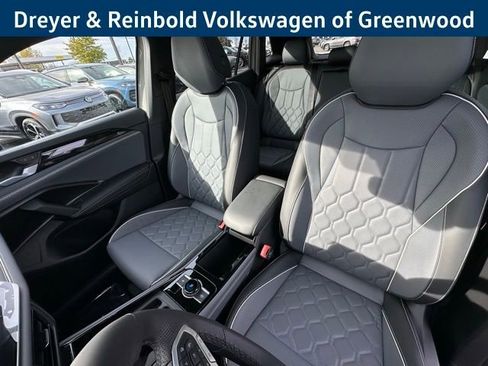 New 2026 Volkswagen Tiguan SEL R-Line image 29