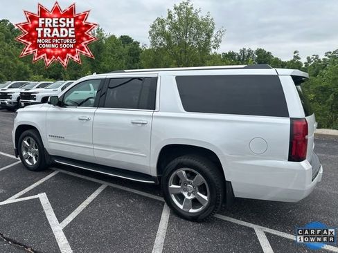Used 2018 Chevrolet Suburban Premier AWD/4WD image 5