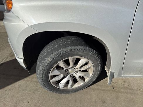 Used 2019 Chevrolet Silverado 1500 Custom w/ Custom Value Package image 10