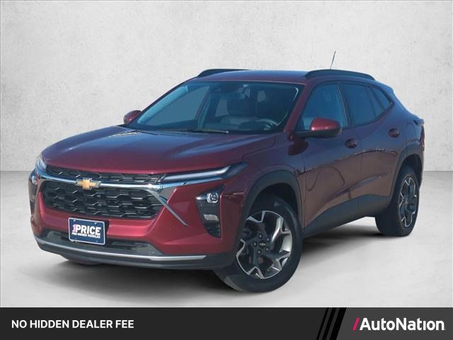 Used 2025 Chevrolet Trax LT FWD image 1
