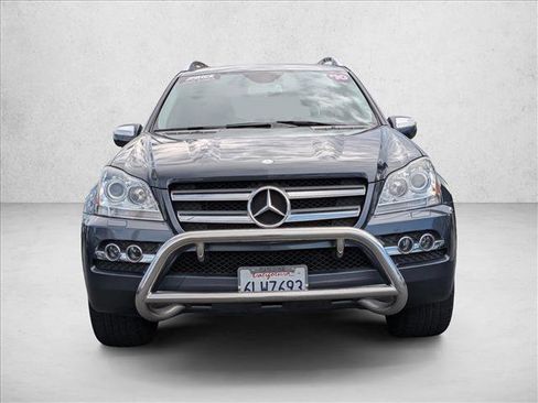 Used 2010 Mercedes-Benz GL 450 4MATIC image 2