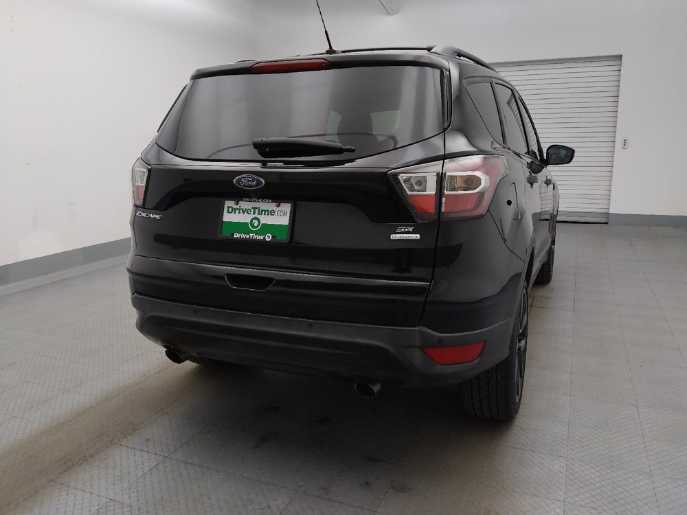 Used 2017 Ford Escape SE w/ Equipment Group 201A FWD image 7