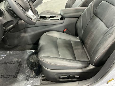 Used 2024 Nissan Altima 2.5 SR w/ SR Premium Package image 18