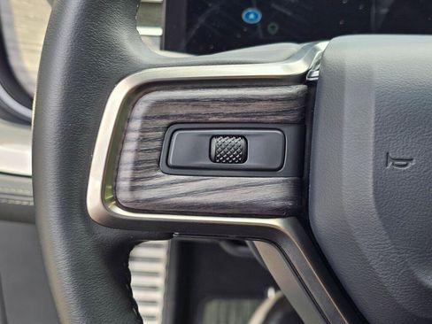 Used 2024 Rivian R1S Adventure AWD/4WD image 34