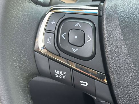 Used 2017 Toyota Avalon XLE Premium w/ All Weather Liner Package FWD image 20